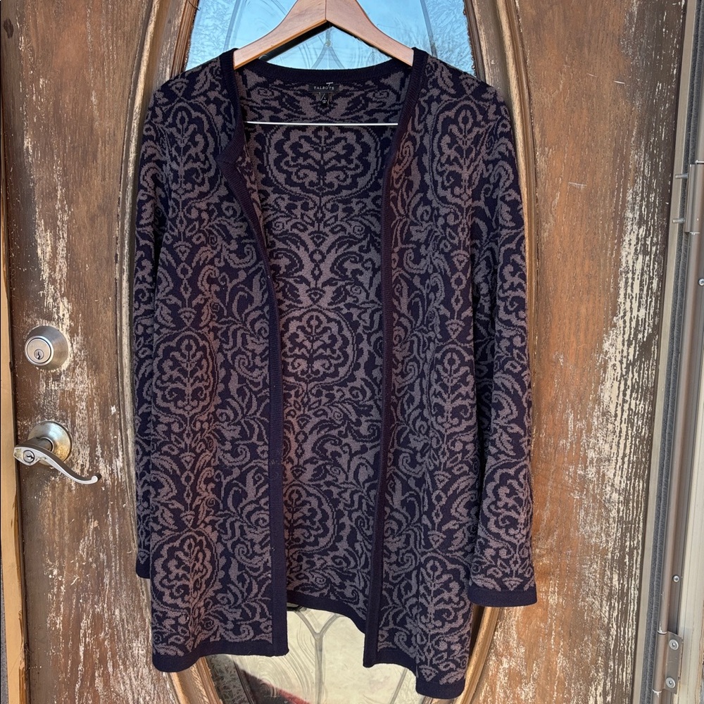 Talbots cashmere kissed sweater! Size Large